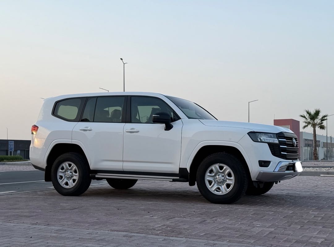 Car Image 2025 TOYOTA LAND CRUISER GX