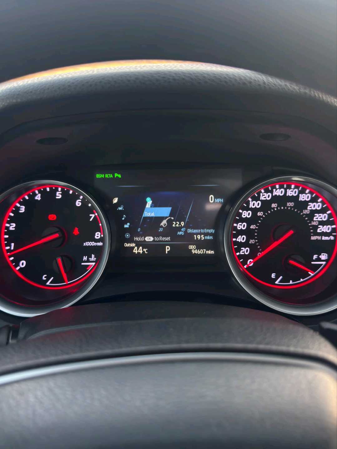 Car Image 2018 TOYOTA CAMRY XSE