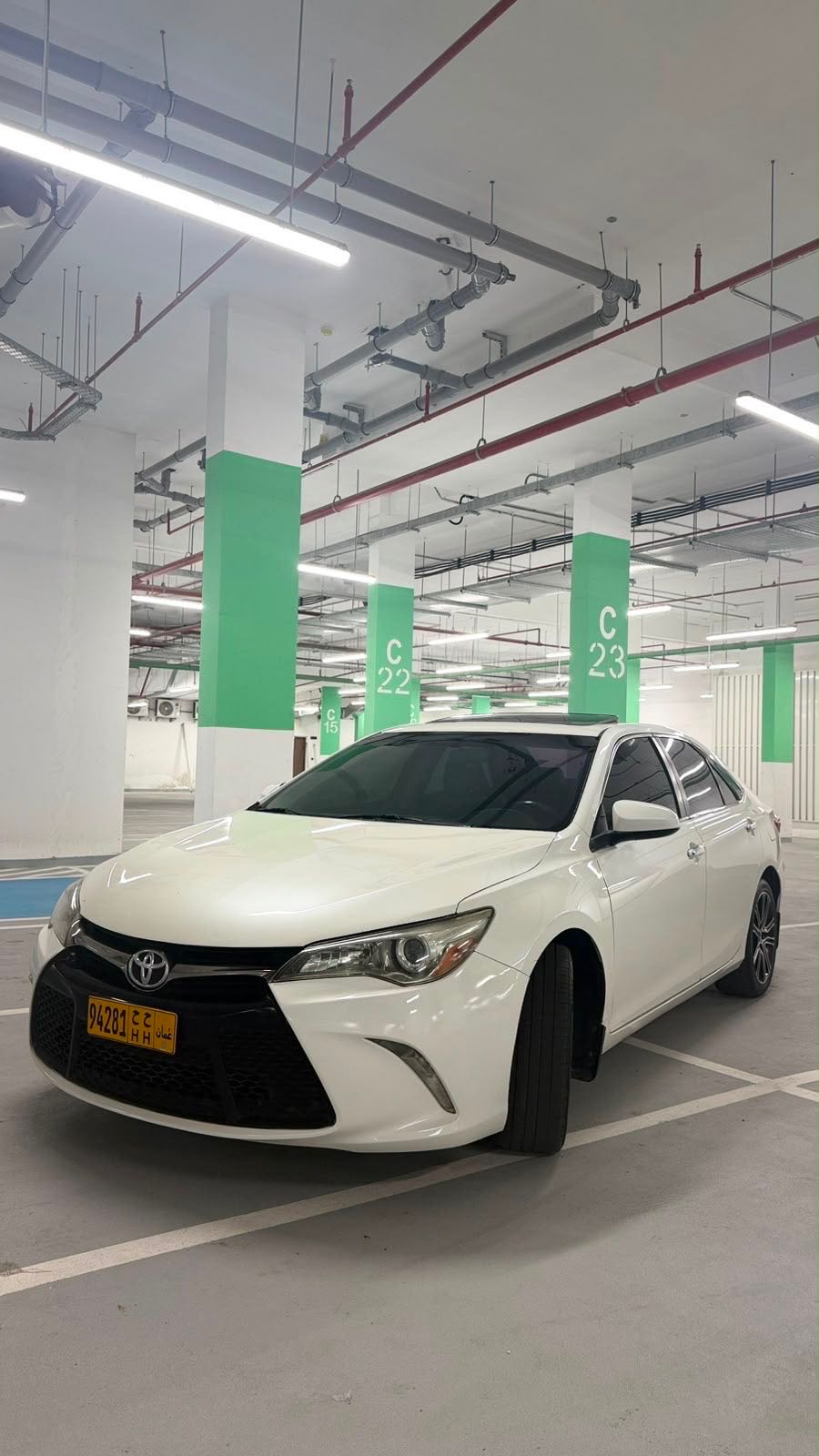 Car Image 2016 TOYOTA CAMRY XSE