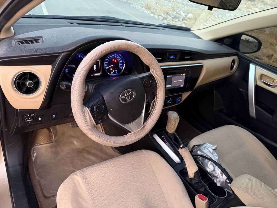 Car Image 2019 TOYOTA COROLLA GLI