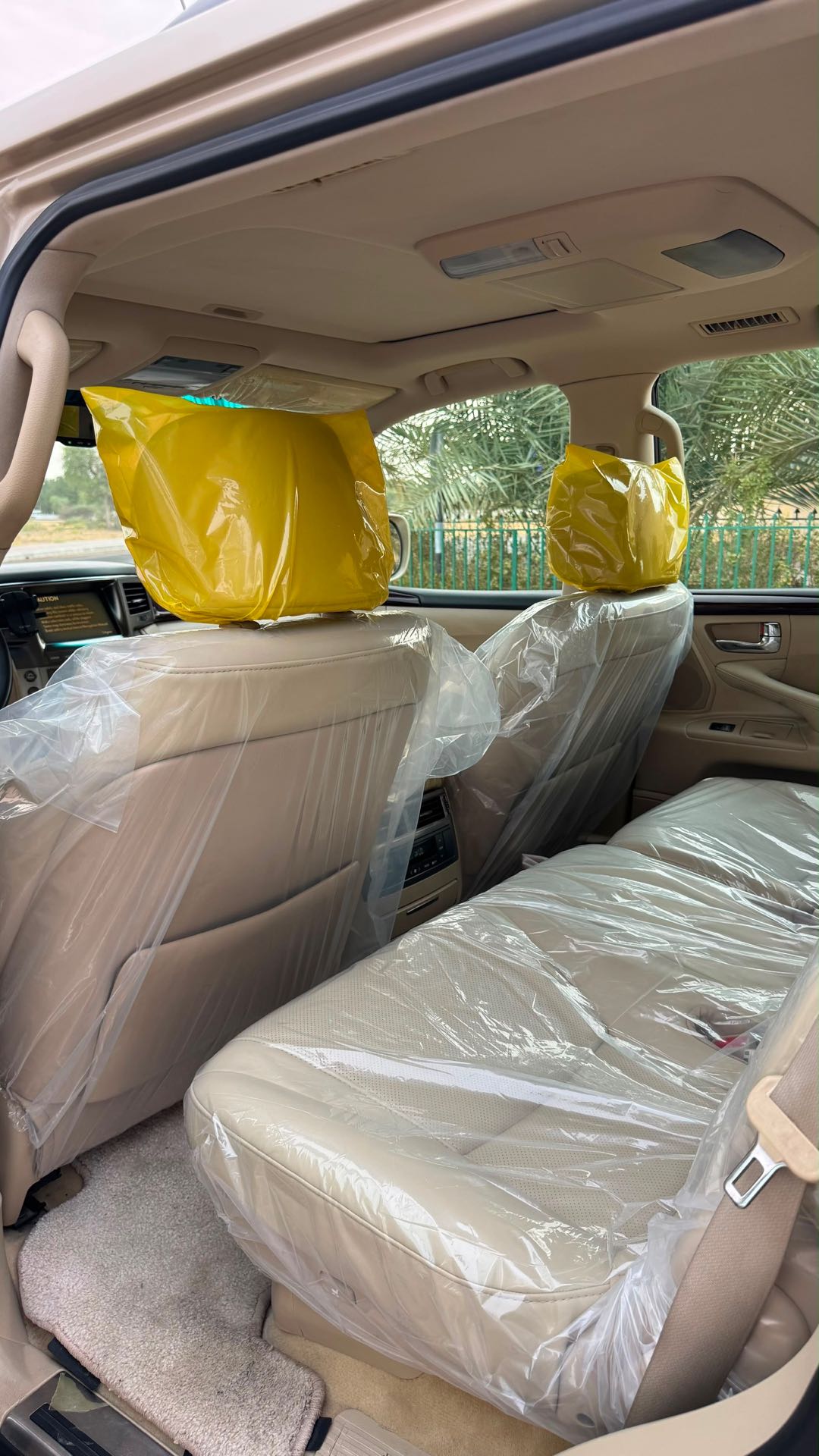 Car Image 2009 LEXUS LX 570