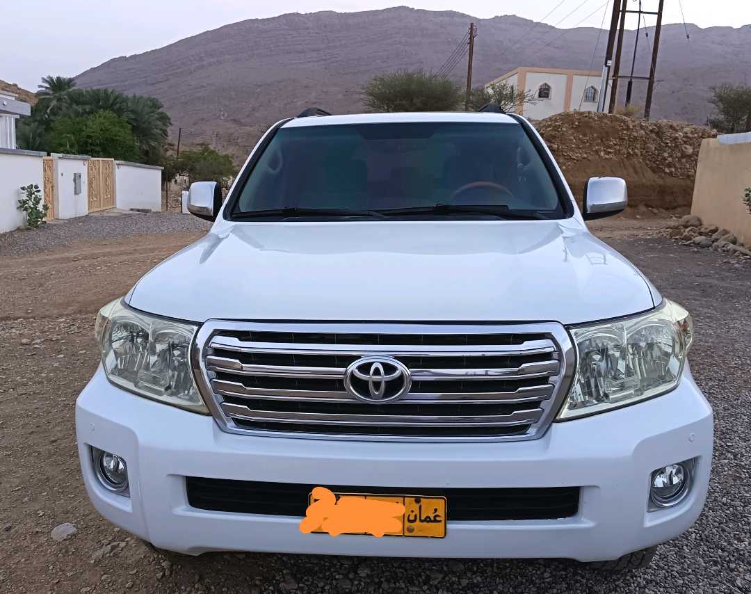 Car Image 2008 TOYOTA LAND CRUISER GX.R