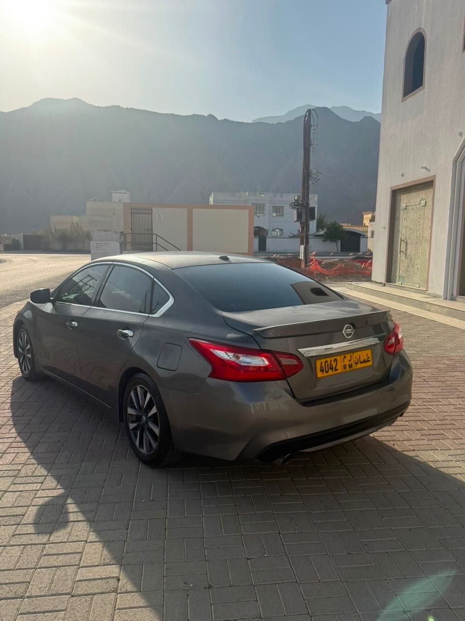 Car Image 2017 NISSAN ALTIMA SL