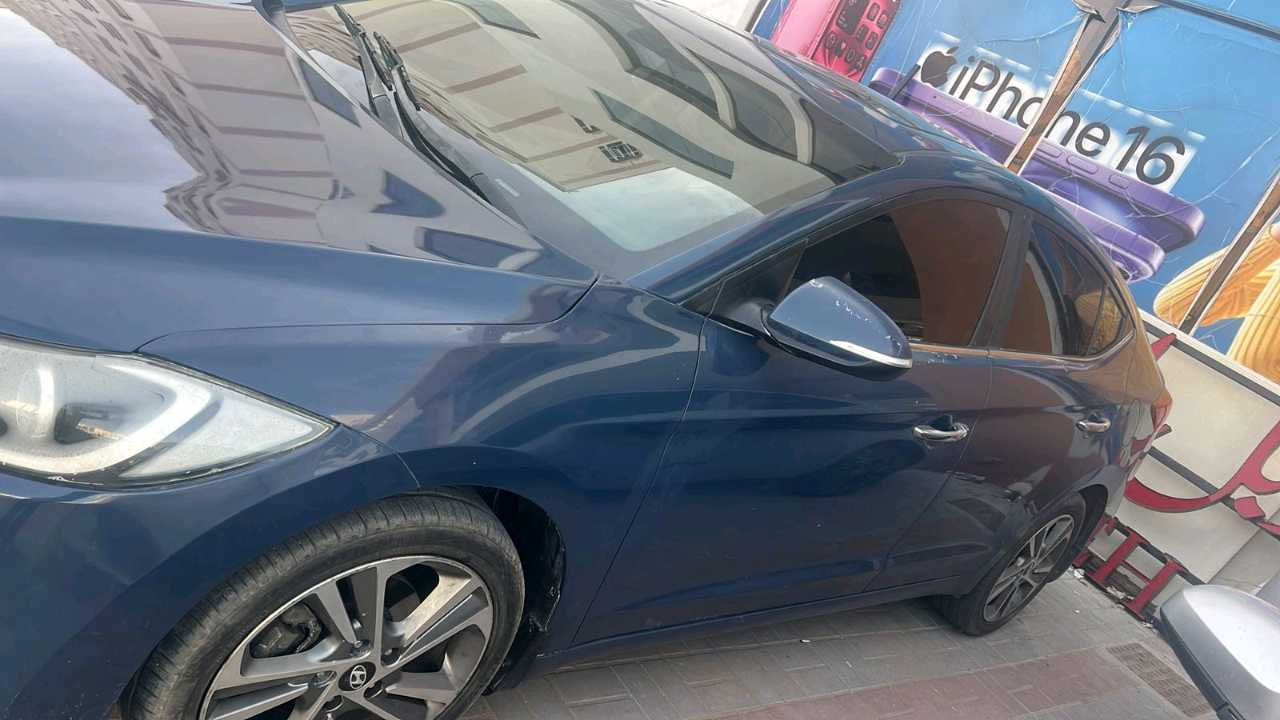 HYUNDAI ELANTRA 2019