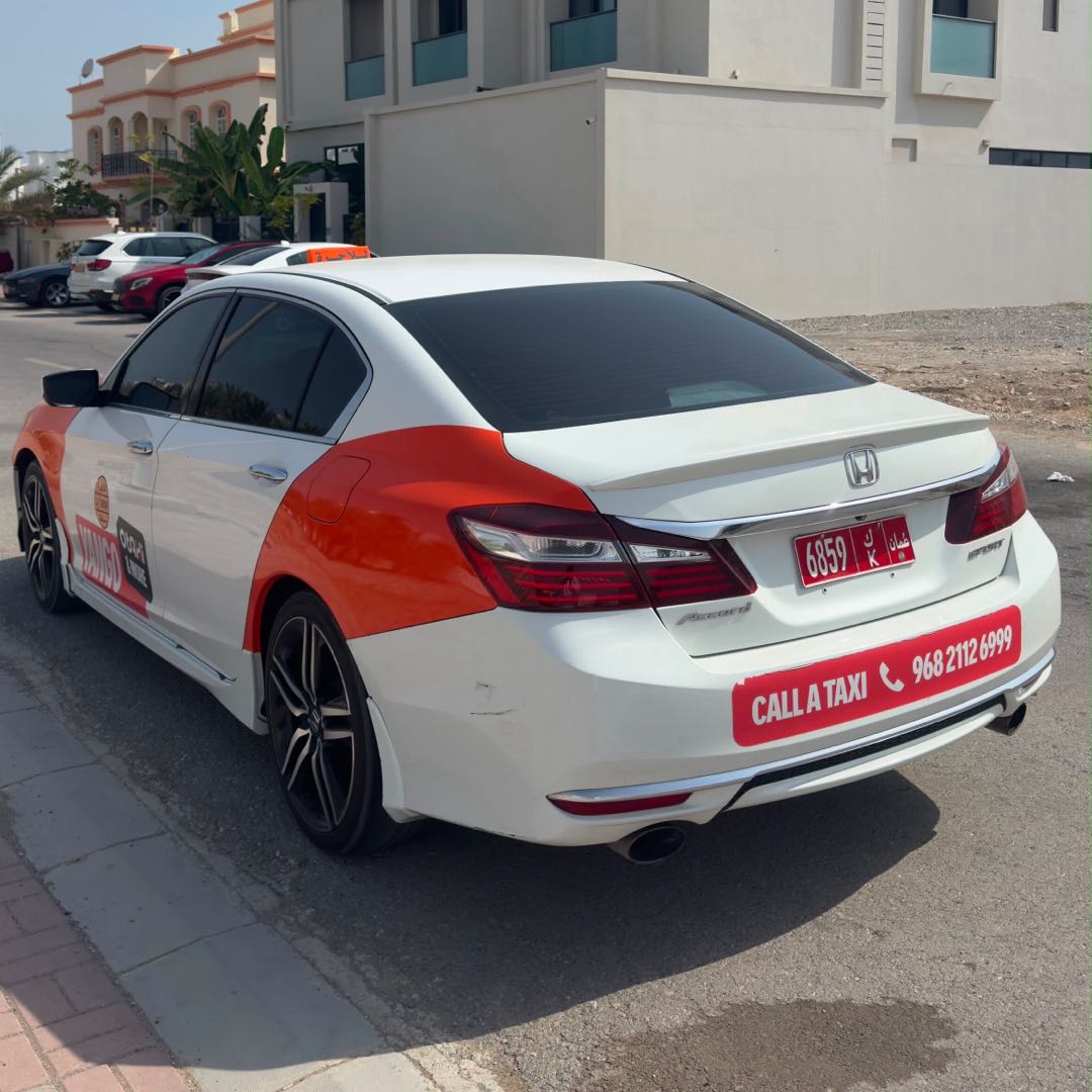 Car Image 2017 HONDA ACCORD SPORT