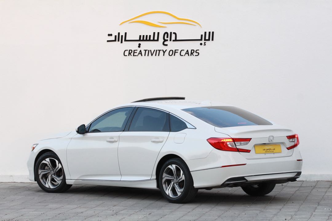 Car Image 2018 HONDA ACCORD EX