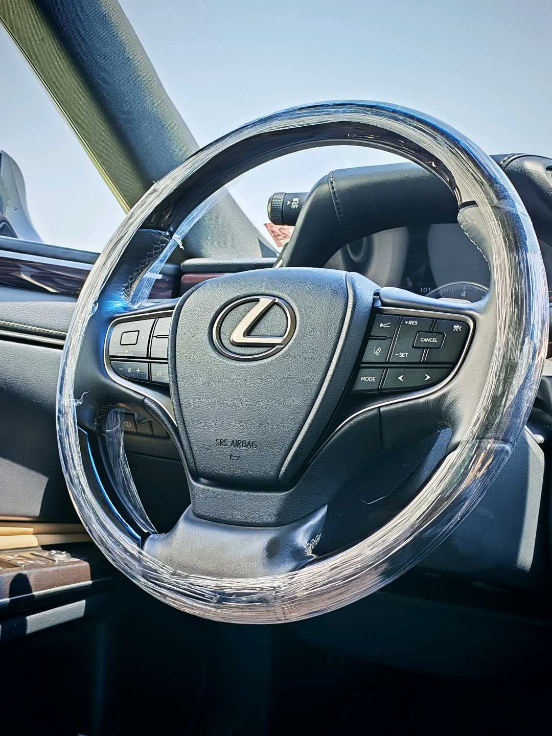 Car Image 2019 LEXUS ES 350