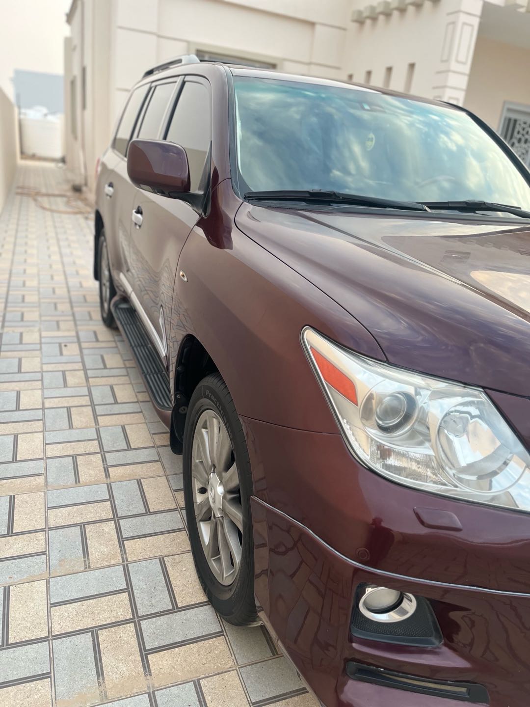 Car Image 2008 LEXUS LX 570