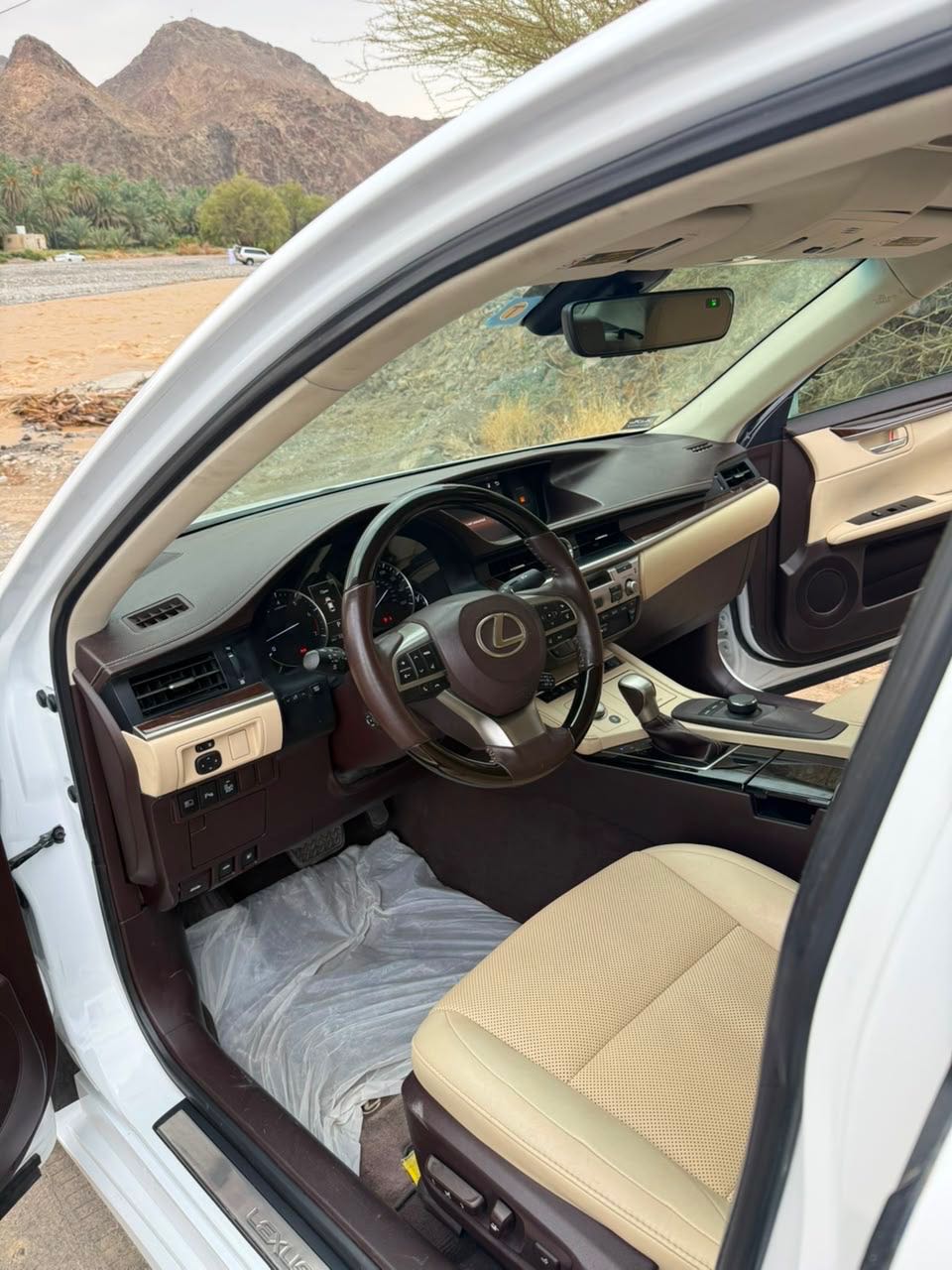 Car Image 2018 LEXUS ES 350
