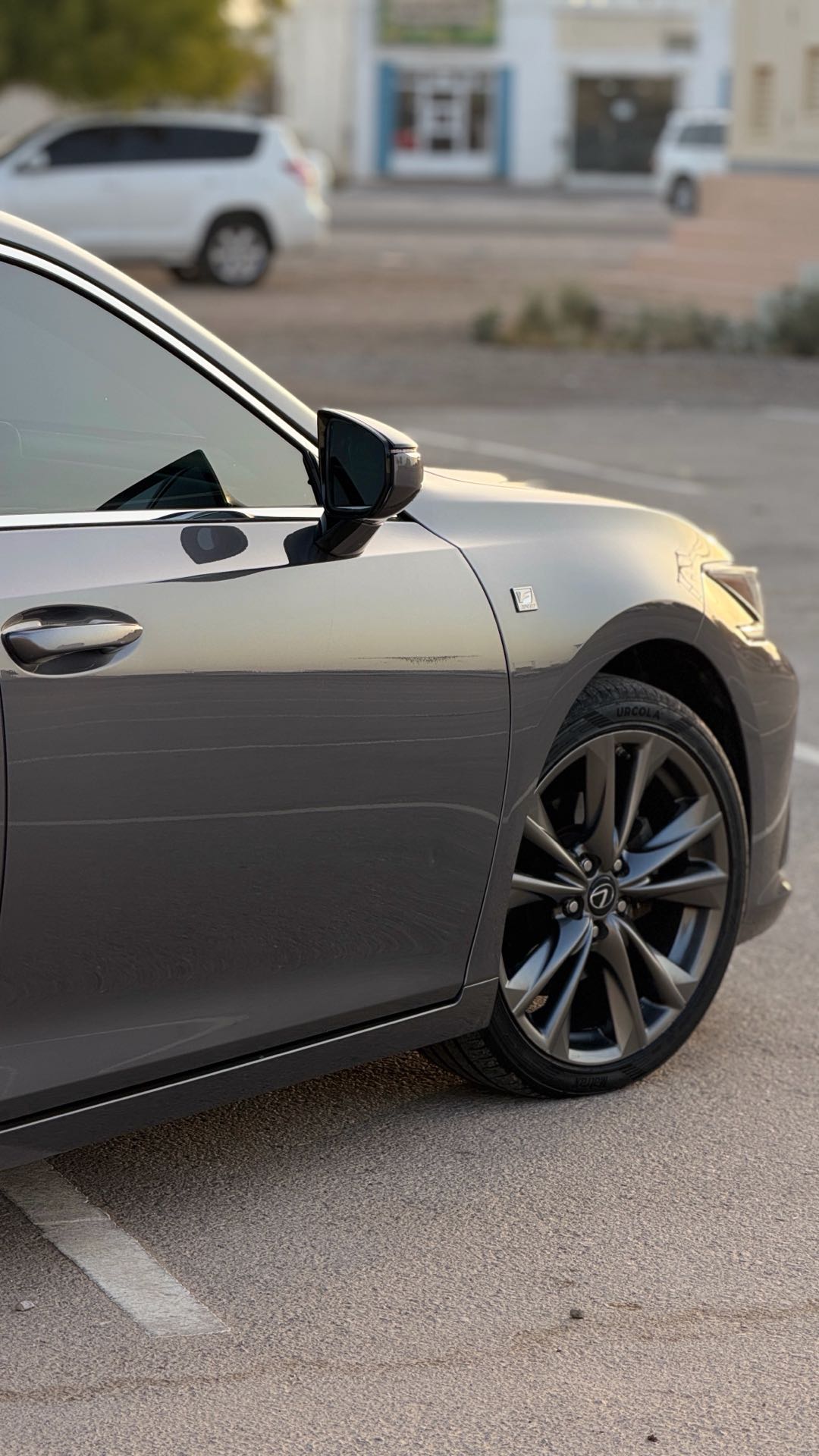 Car Image 2019 LEXUS ES F350