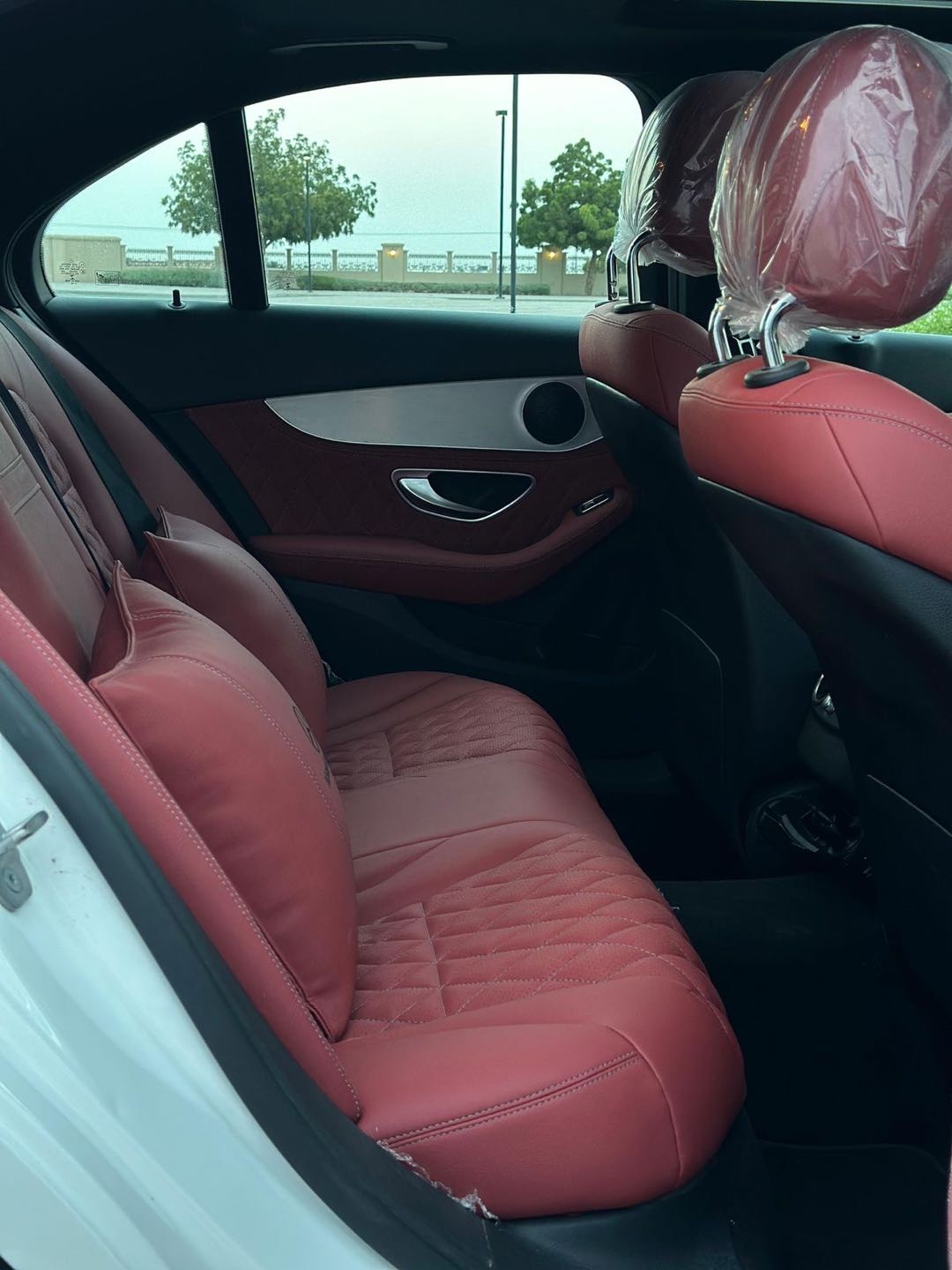 Car Image 2018 MERCEDES C Class 300