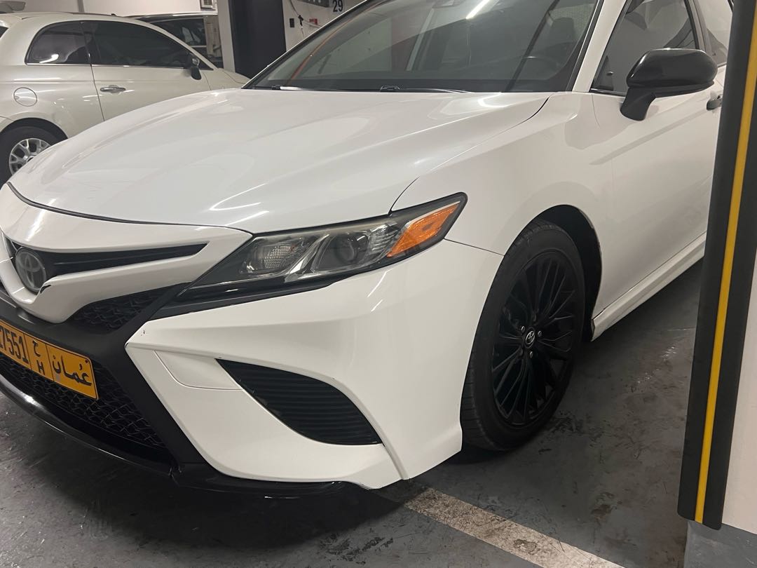 Car Image 2019 TOYOTA CAMRY SE