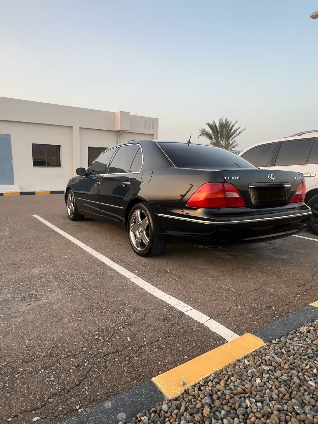 Car Image 2002 LEXUS LS 430