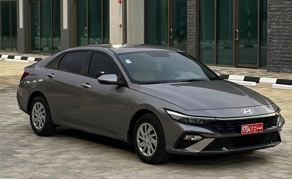 HYUNDAI ELANTRA 2025