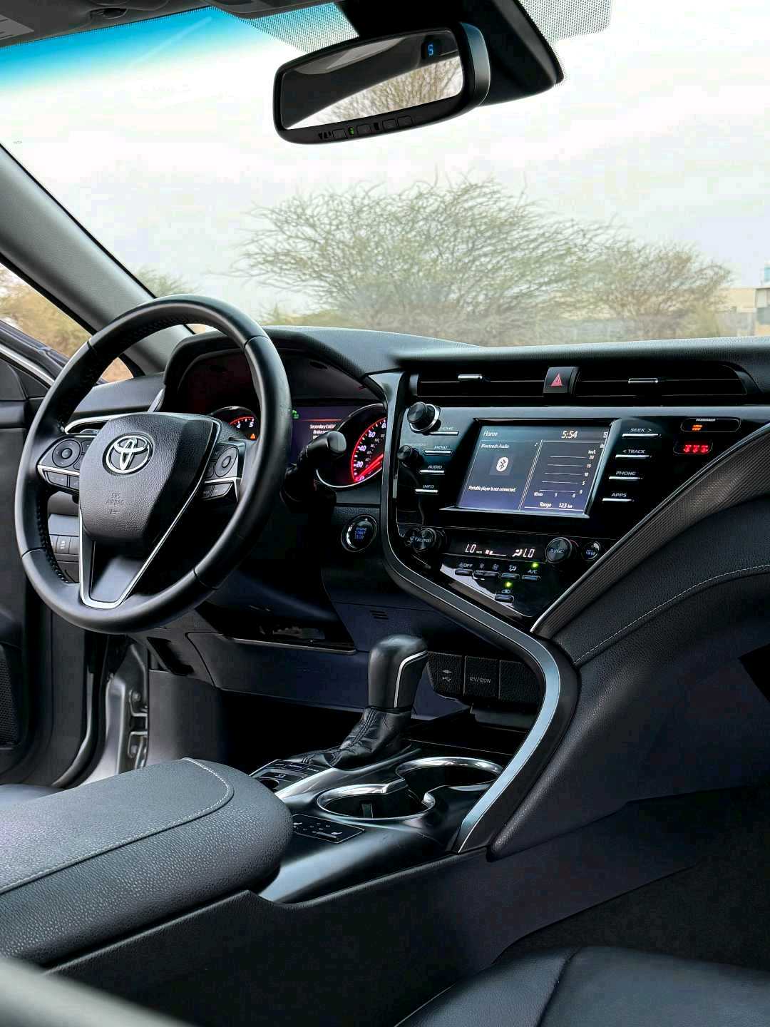Car Image 2020 TOYOTA CAMRY XSE