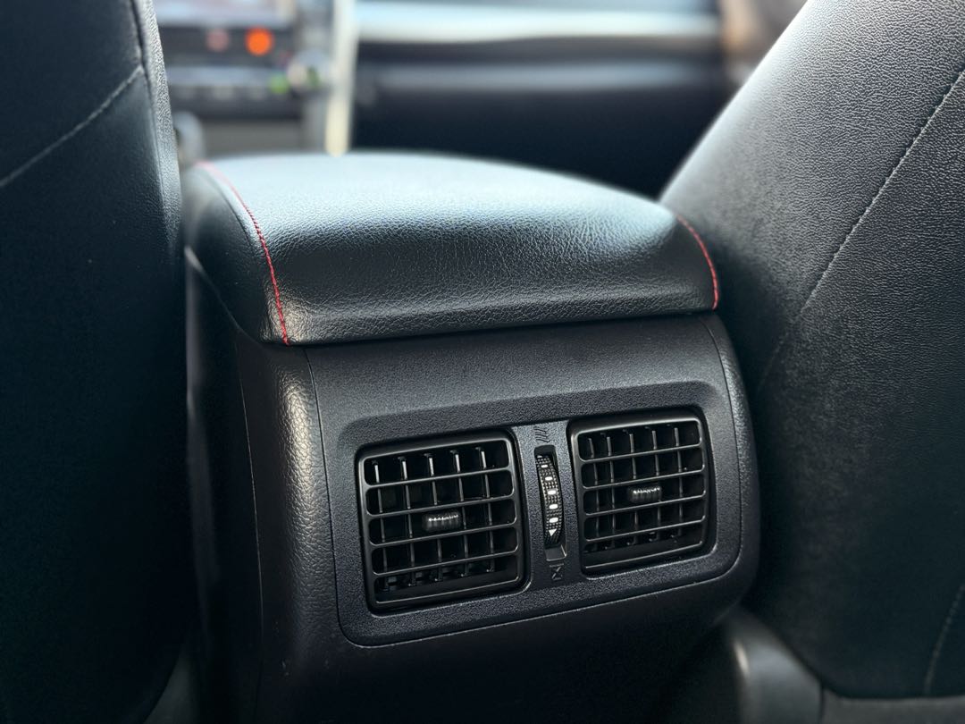 Car Image 2017 TOYOTA CAMRY XSE