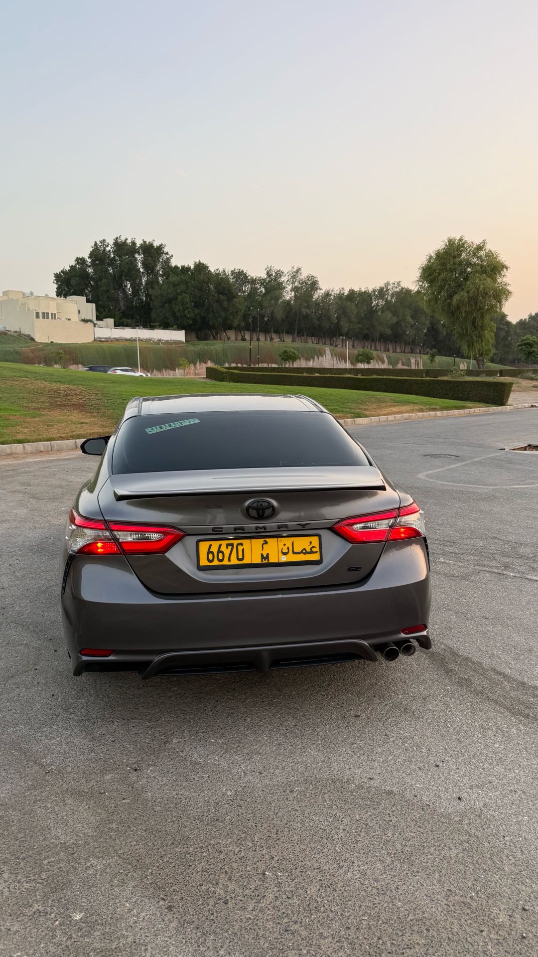 Car Image 2018 TOYOTA CAMRY SE