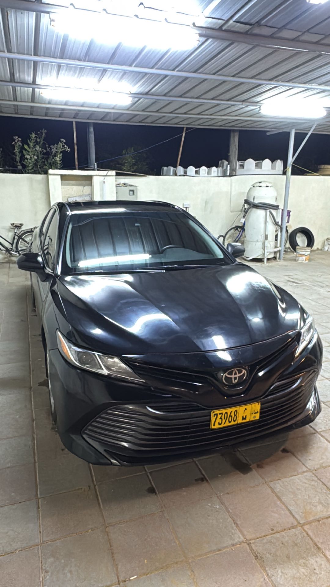 Car Image 2018 TOYOTA CAMRY LE