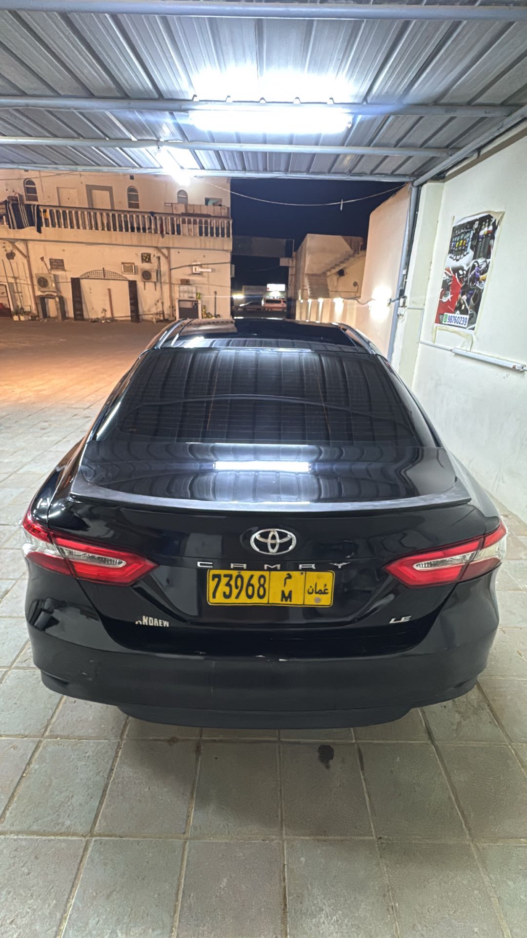 Car Image 2018 TOYOTA CAMRY LE