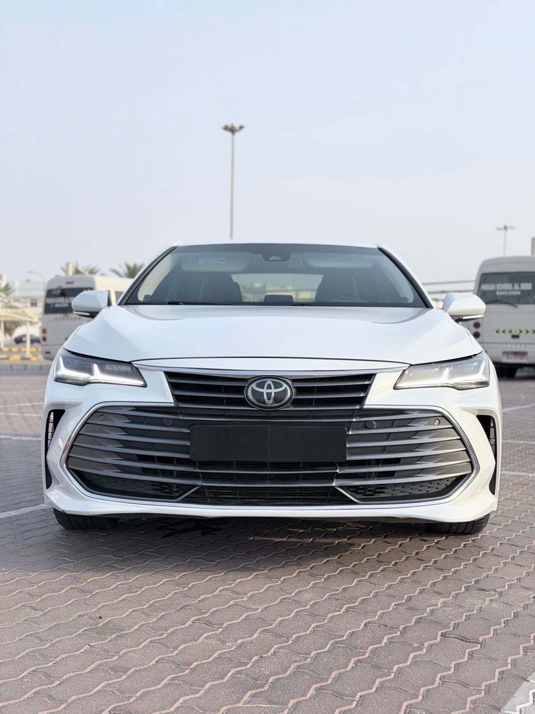 Car Image 2019 TOYOTA AVALON LIMITED