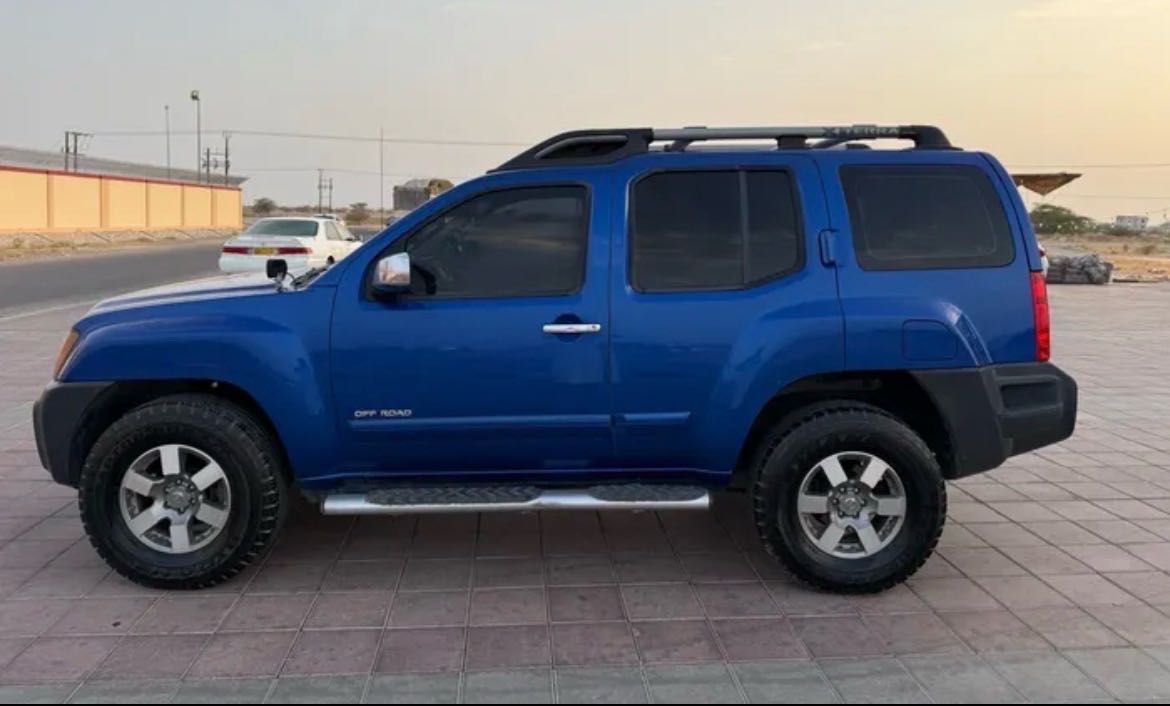 Car Image 2013 NISSAN XTERRA 