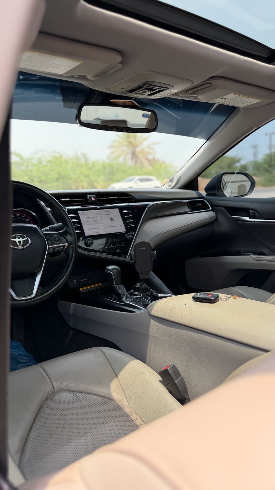 Car Image 2018 TOYOTA CAMRY XSE
