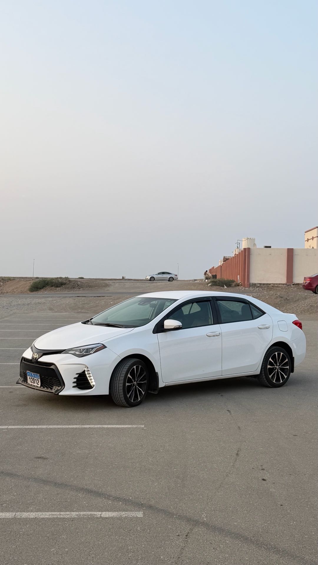 Car Image 2018 TOYOTA COROLLA SE