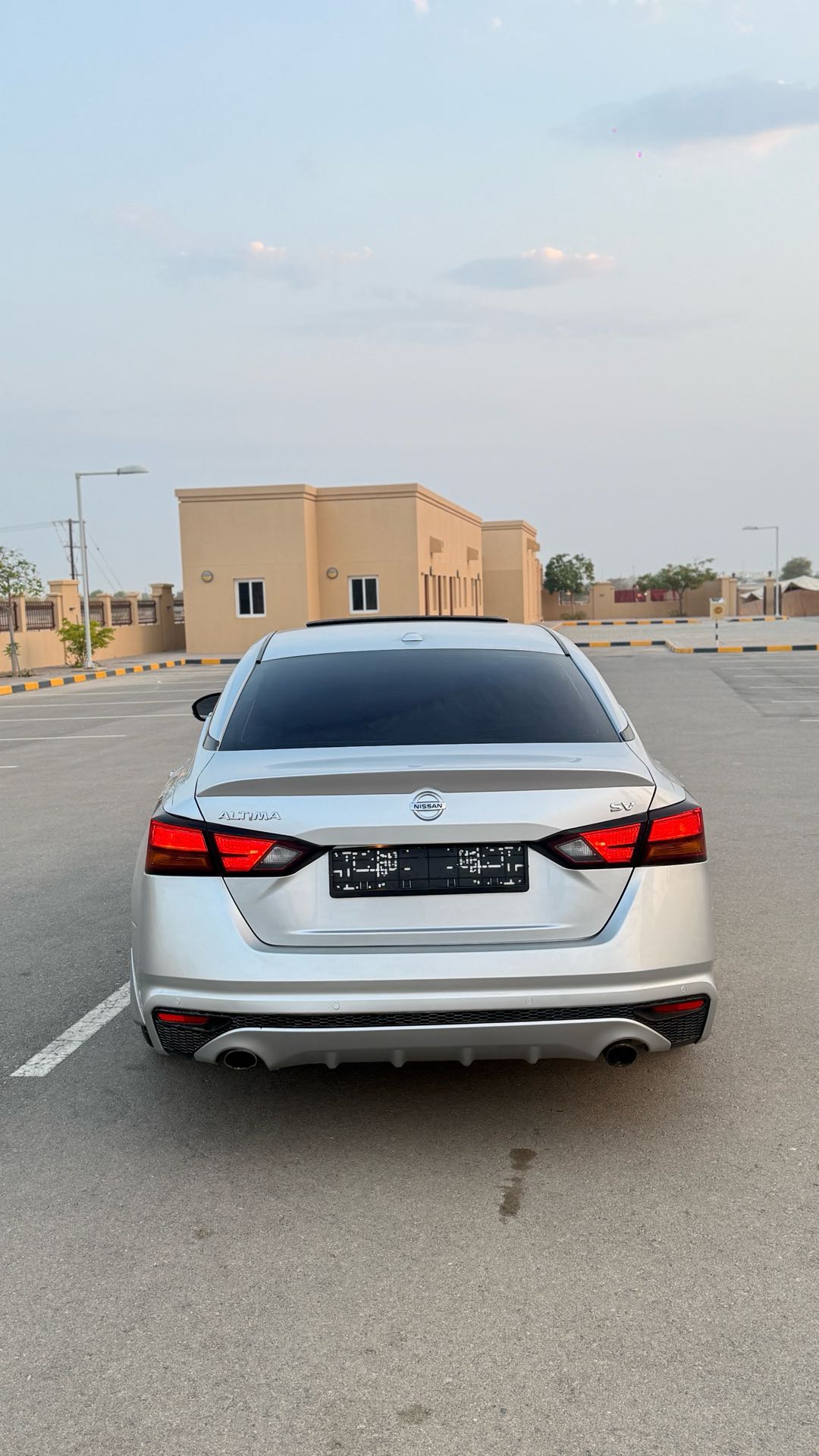 Car Image 2019 NISSAN ALTIMA SV