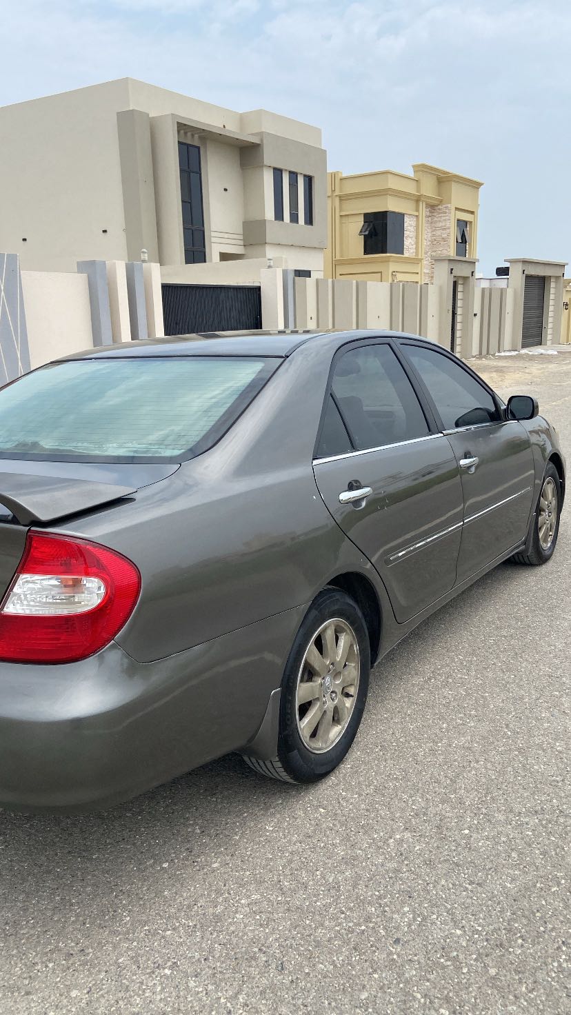 Car Image 2003 TOYOTA CAMRY GLE