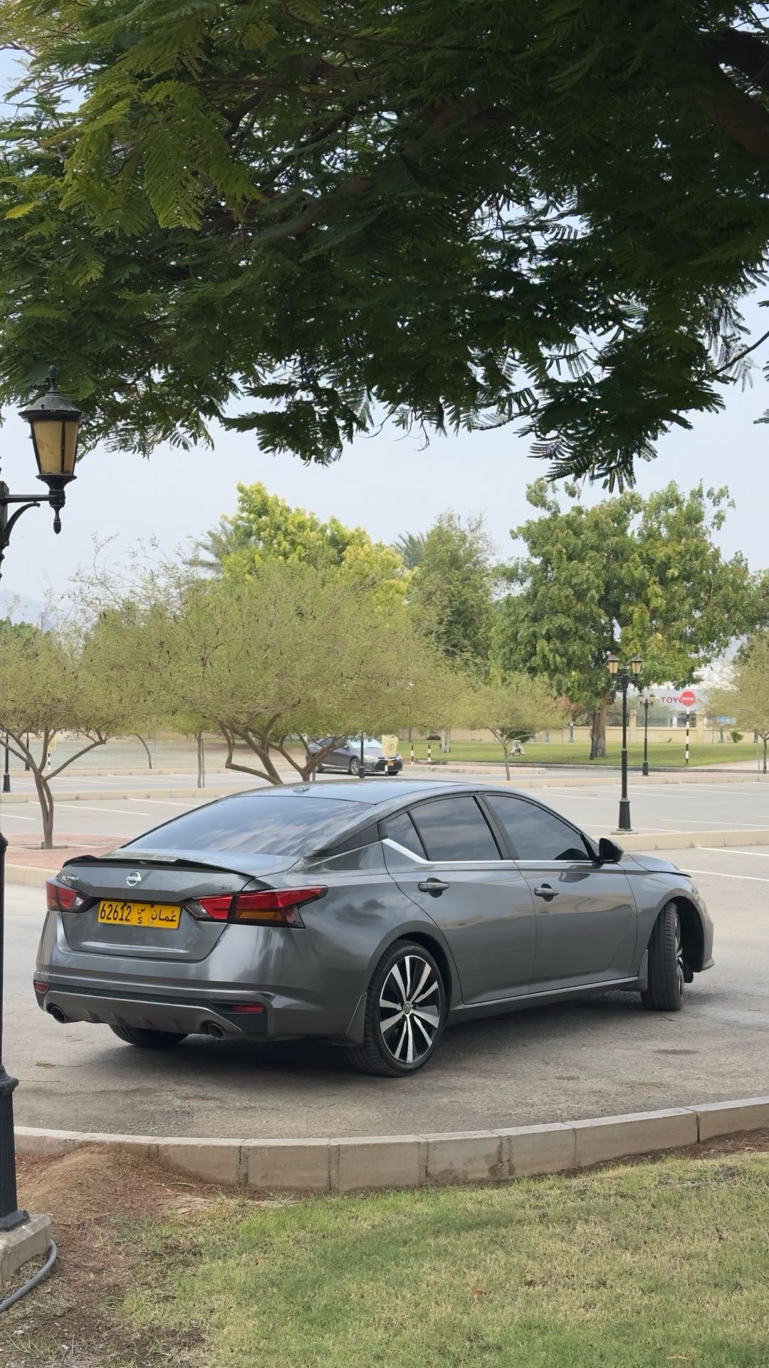 Car Image 2019 NISSAN ALTIMA SR