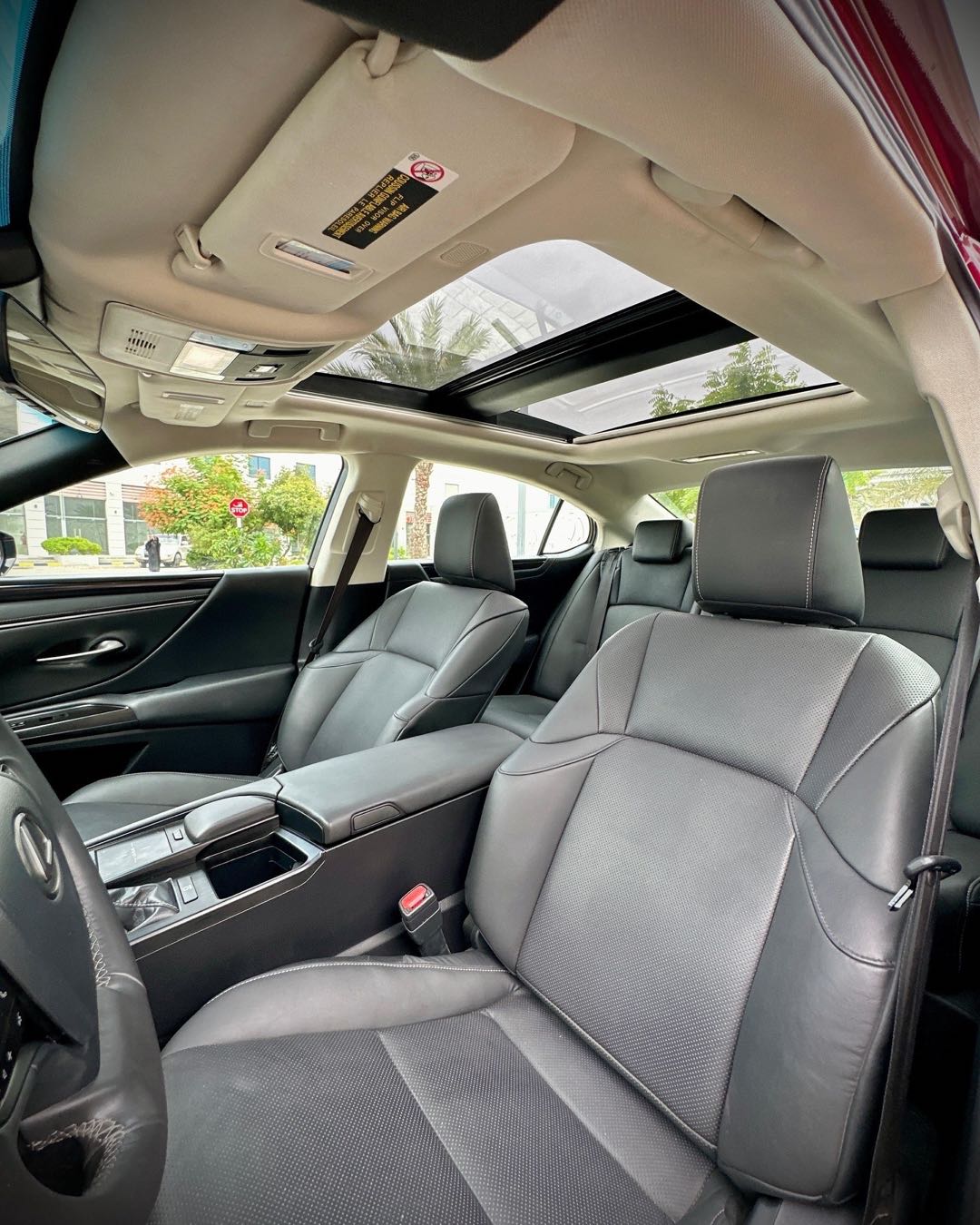 Car Image 2019 LEXUS ES 350