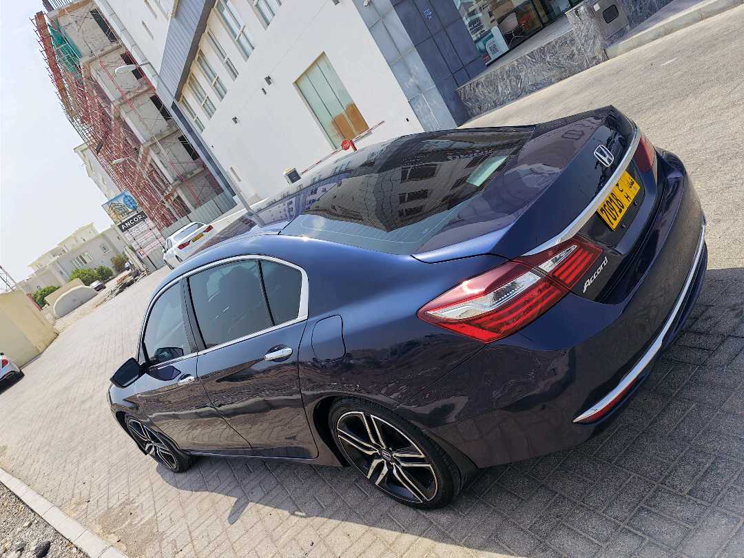 Car Image 2017 HONDA ACCORD SPORT