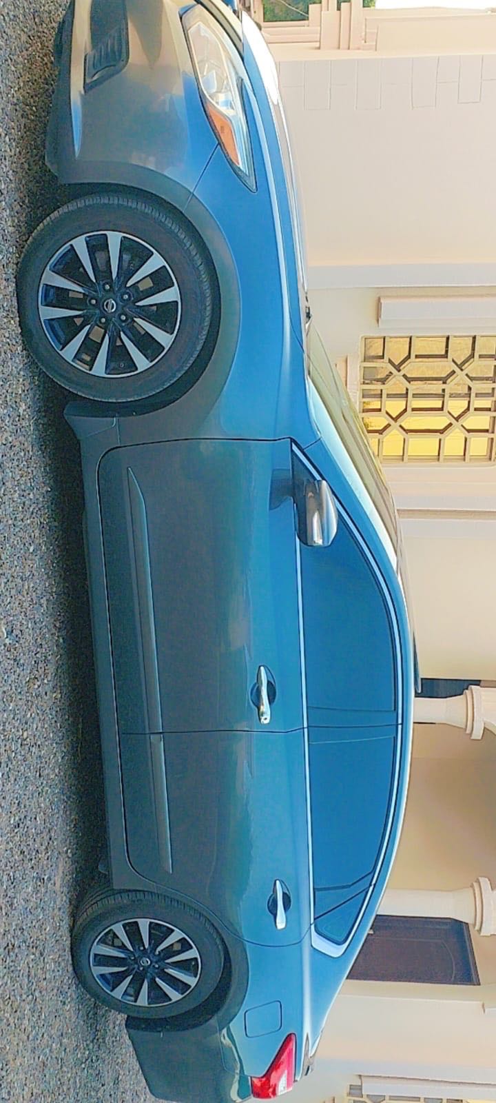 Car Image 2017 NISSAN ALTIMA SL