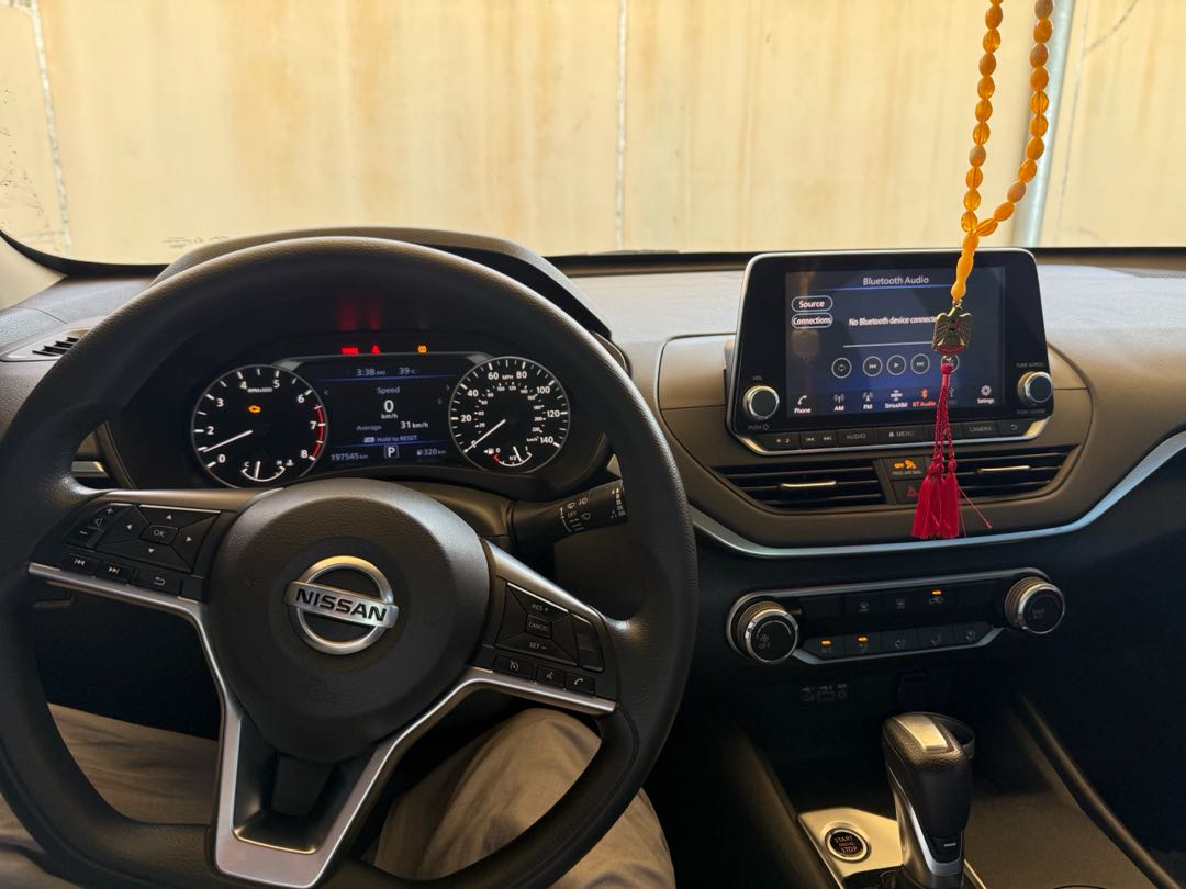 Car Image 2019 NISSAN ALTIMA S