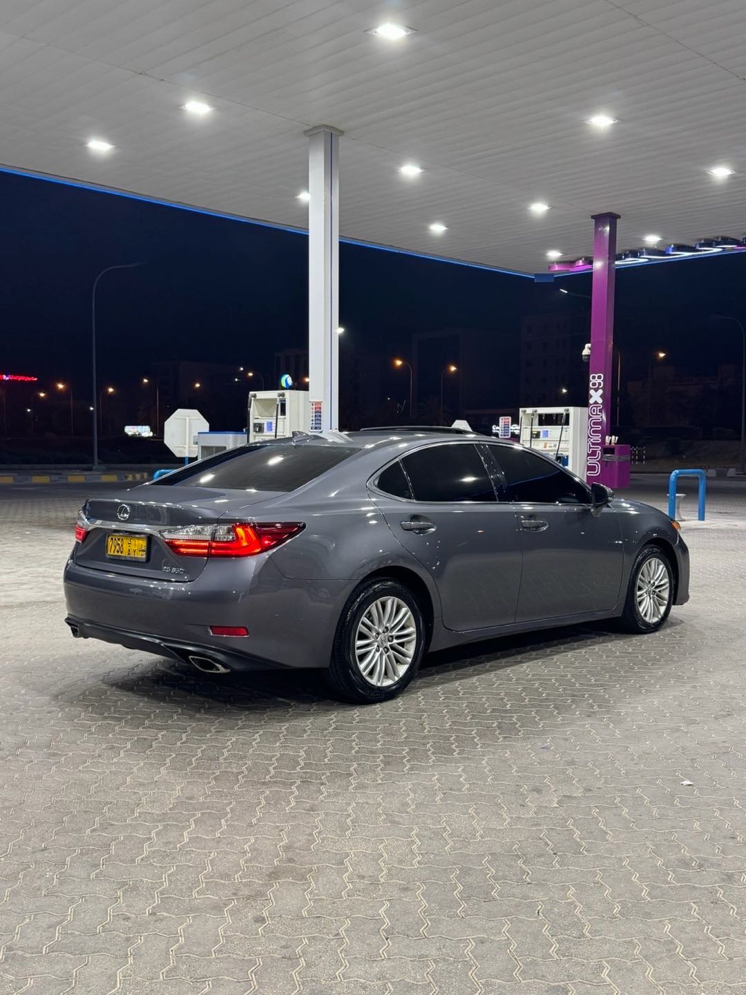 Car Image 2016 LEXUS ES 350