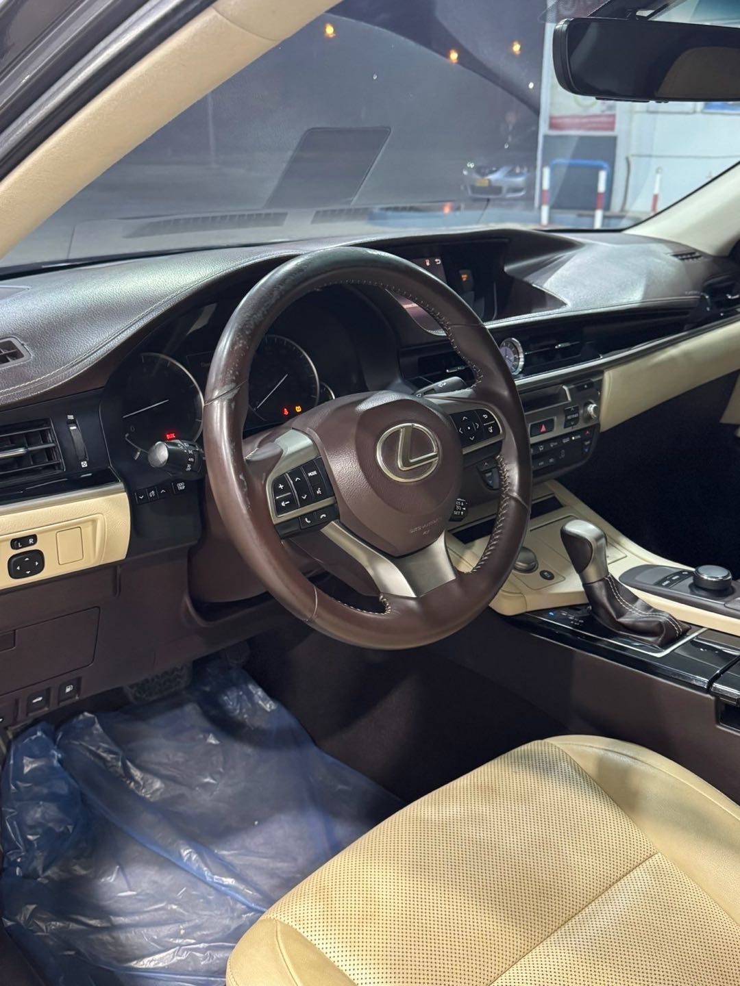 Car Image 2016 LEXUS ES 350