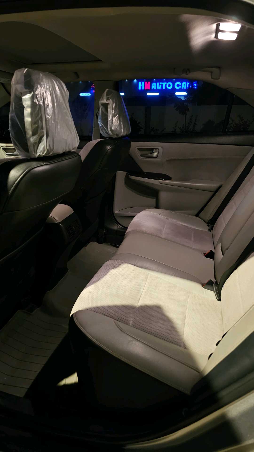 Car Image 2016 TOYOTA CAMRY XSE