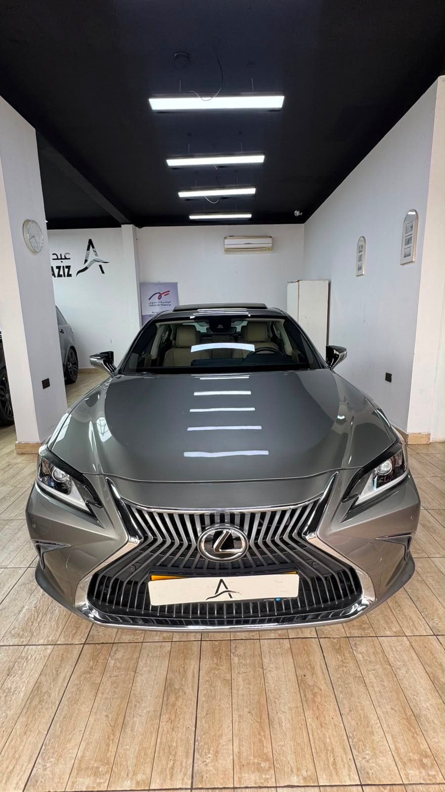 Car Image 2020 LEXUS ES 350
