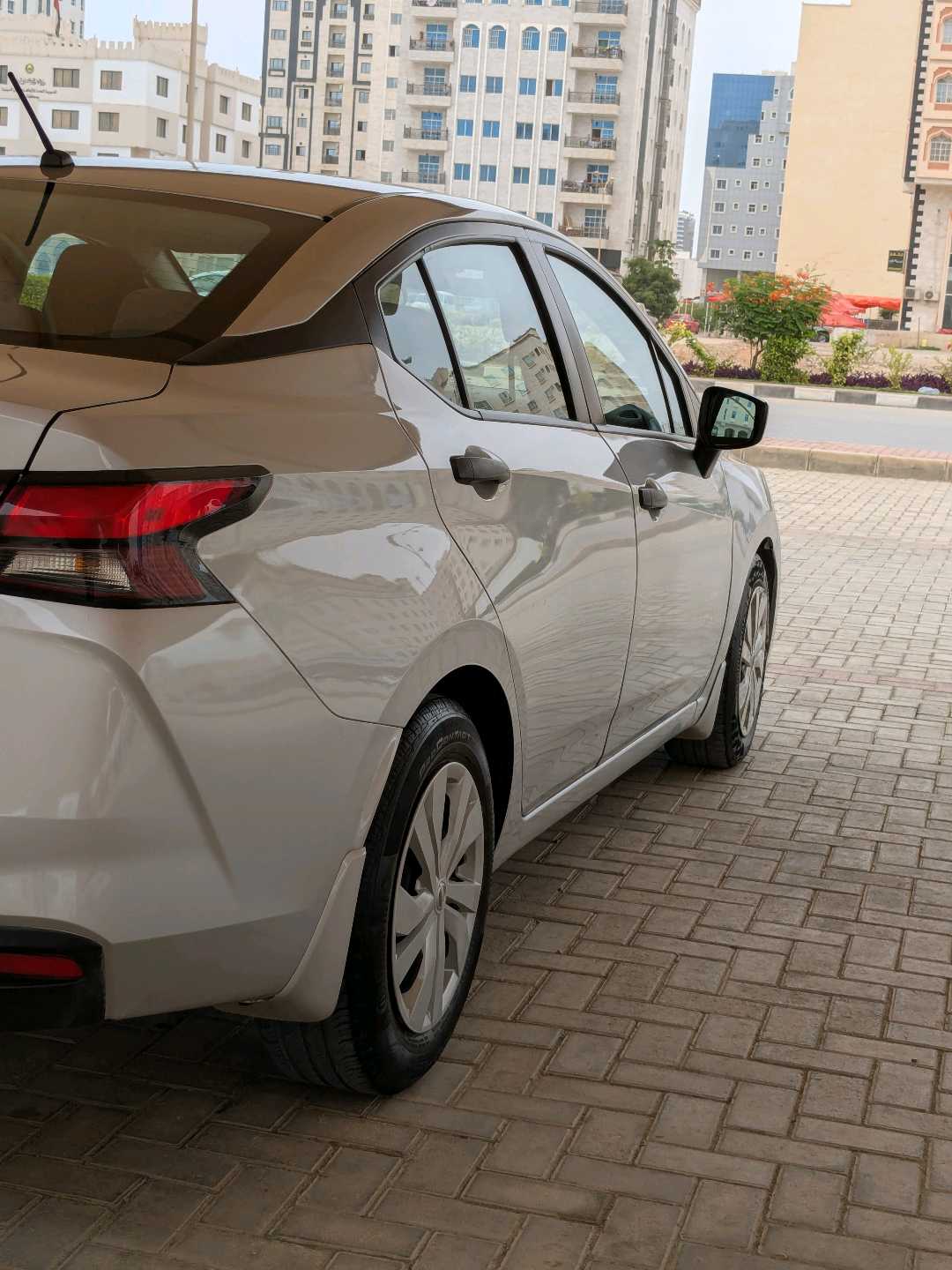 نيسان فيرسا 2022