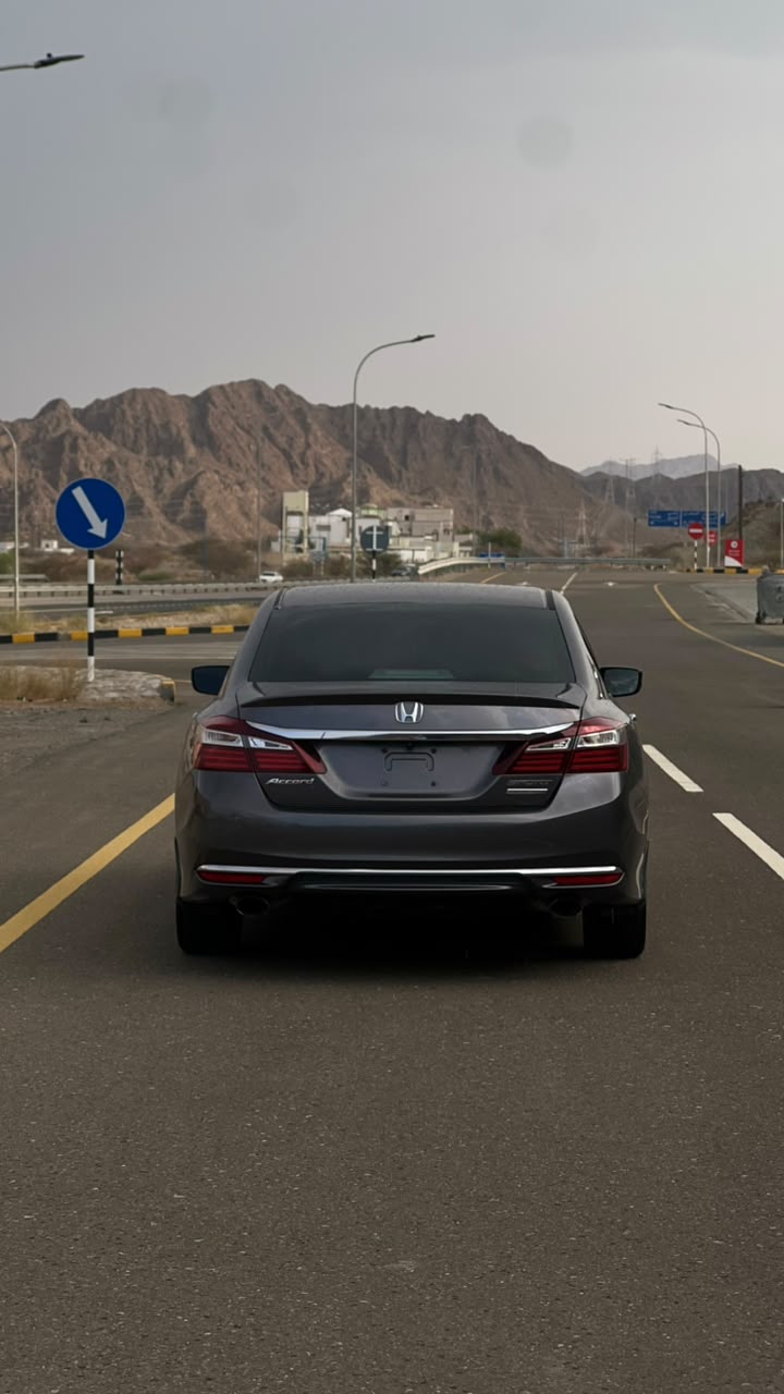 Car Image 2017 HONDA ACCORD SPORT