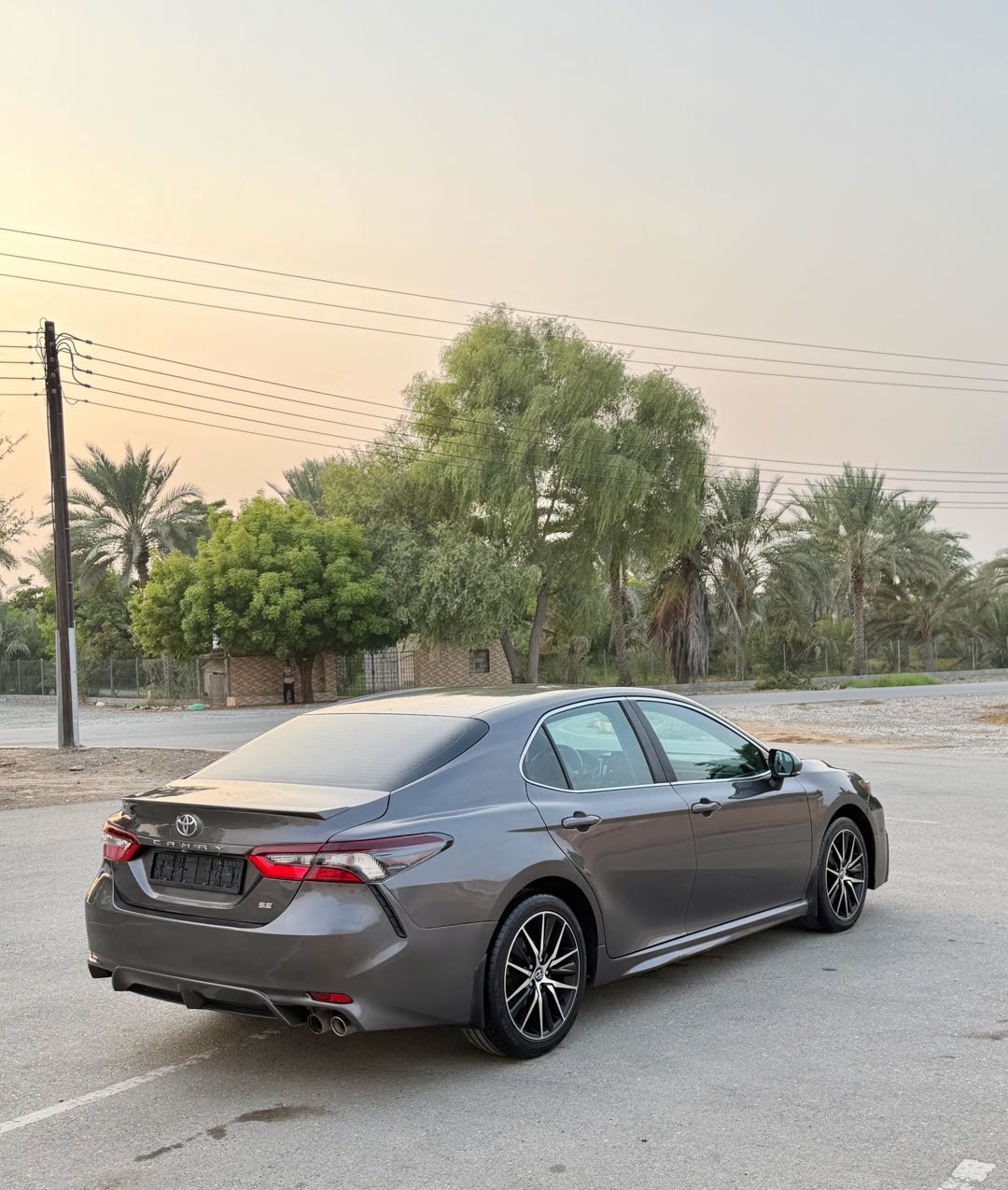 Car Image 2021 TOYOTA CAMRY SE