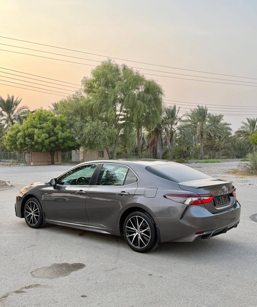 Car Image 2021 TOYOTA CAMRY SE