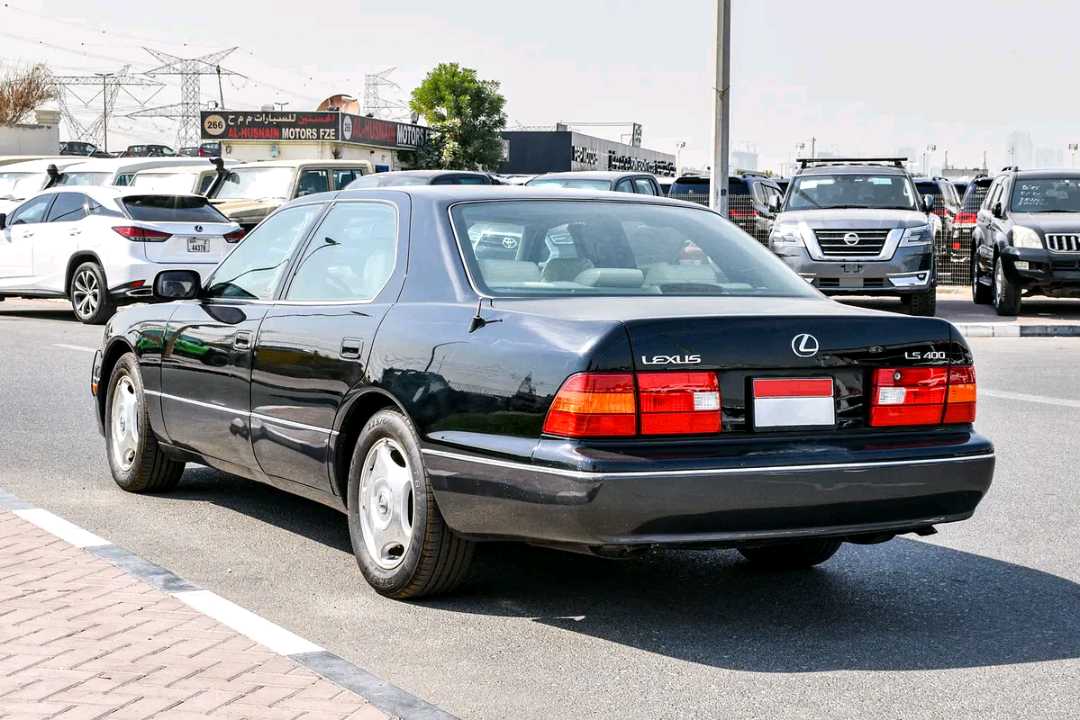 Car Image 1998 LEXUS LS 400