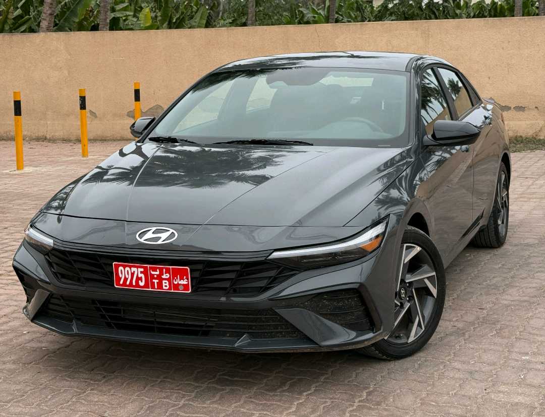 HYUNDAI ELANTRA 2025