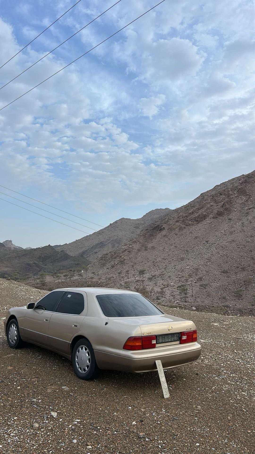 Car Image 1997 LEXUS LS 400
