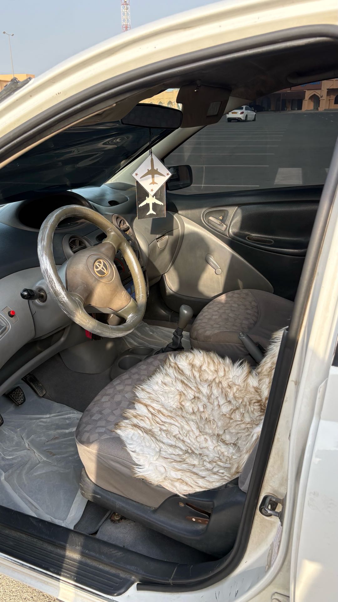 Car Image 1999 TOYOTA ECHO 