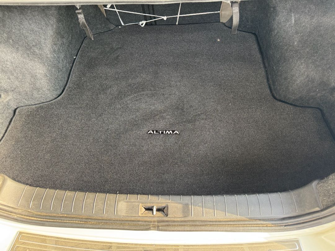 Car Image 2016 NISSAN ALTIMA SL