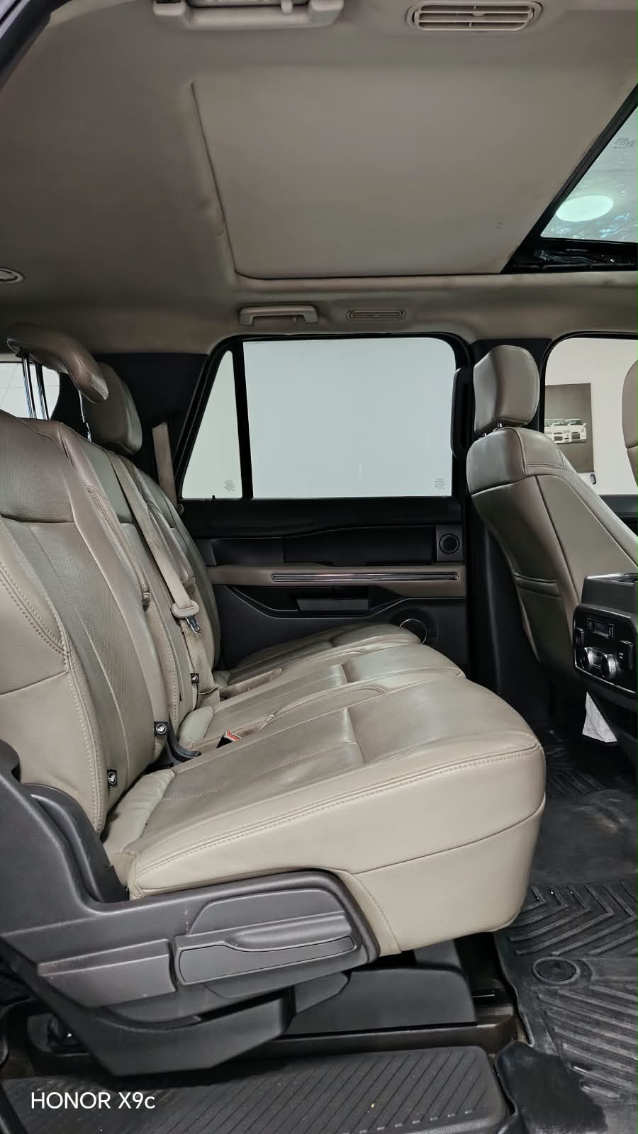 Car Image 2018 FORD EXPEDITION 