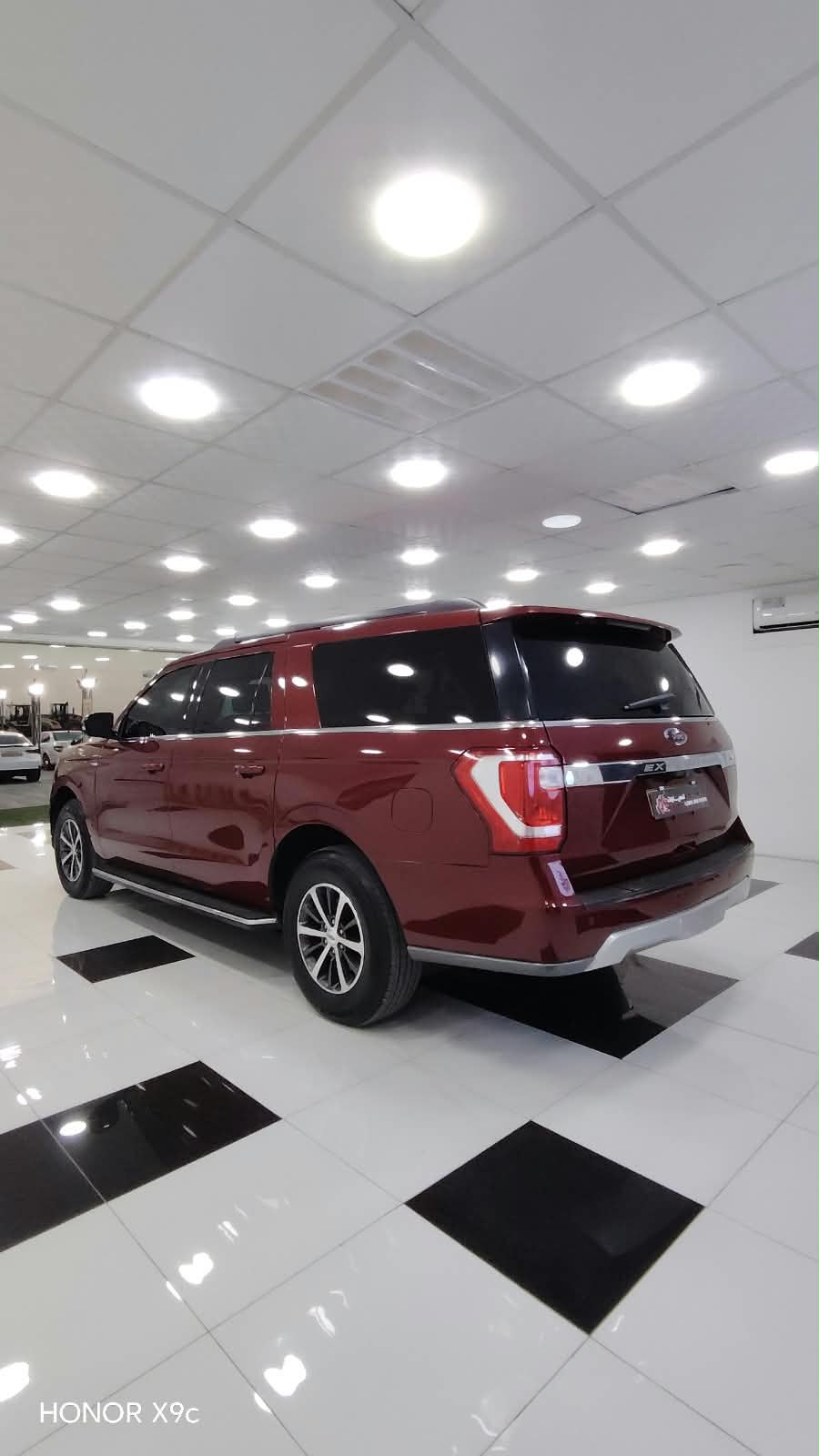 Car Image 2018 FORD EXPEDITION 