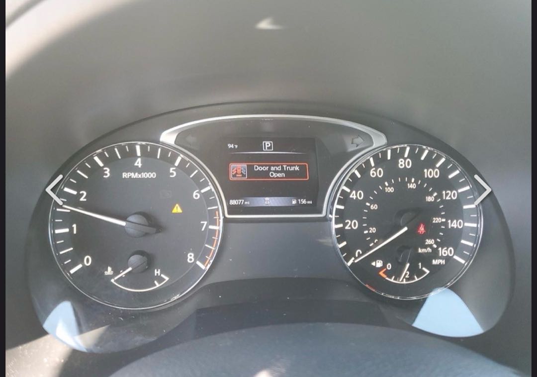 Car Image 2018 NISSAN ALTIMA SR
